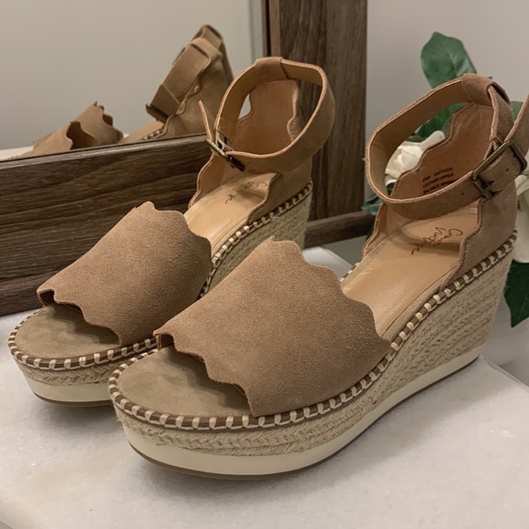 Women's Tan Jaussie Espadrille Wedge Sandal | Size 6.5 Women | BRAND NEW - Picture 4 of 10
